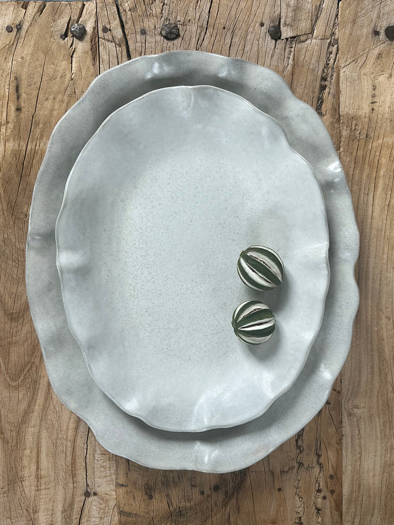 oval wavy plates