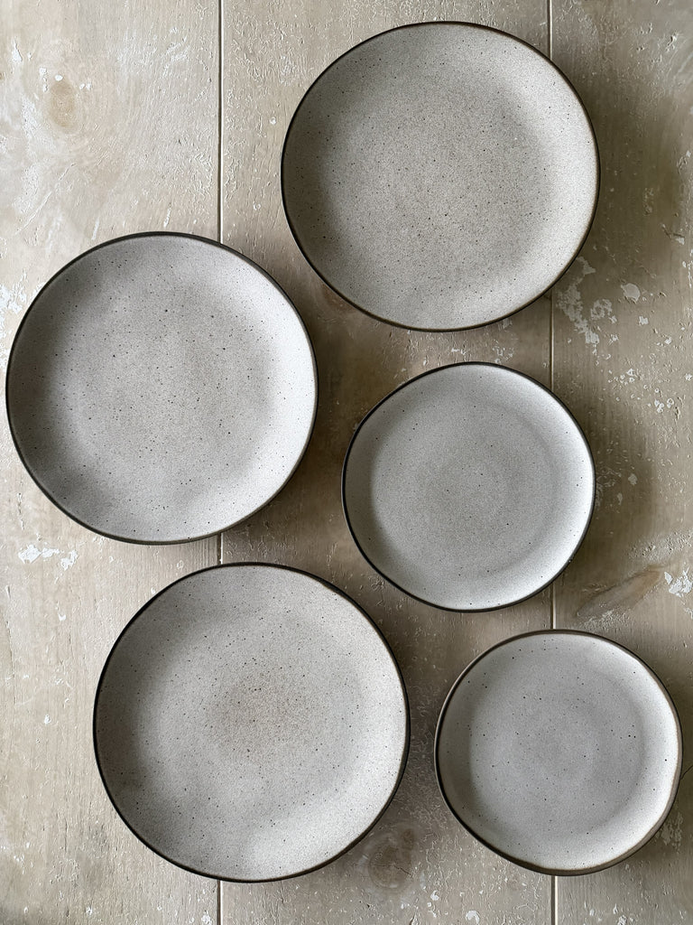 speckled tableware