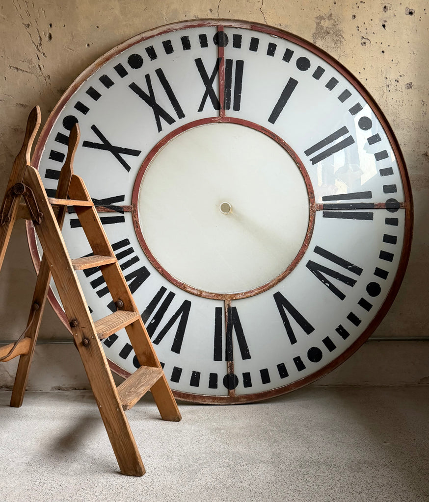 belgian clock face