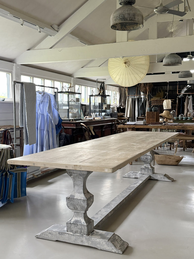refectory table