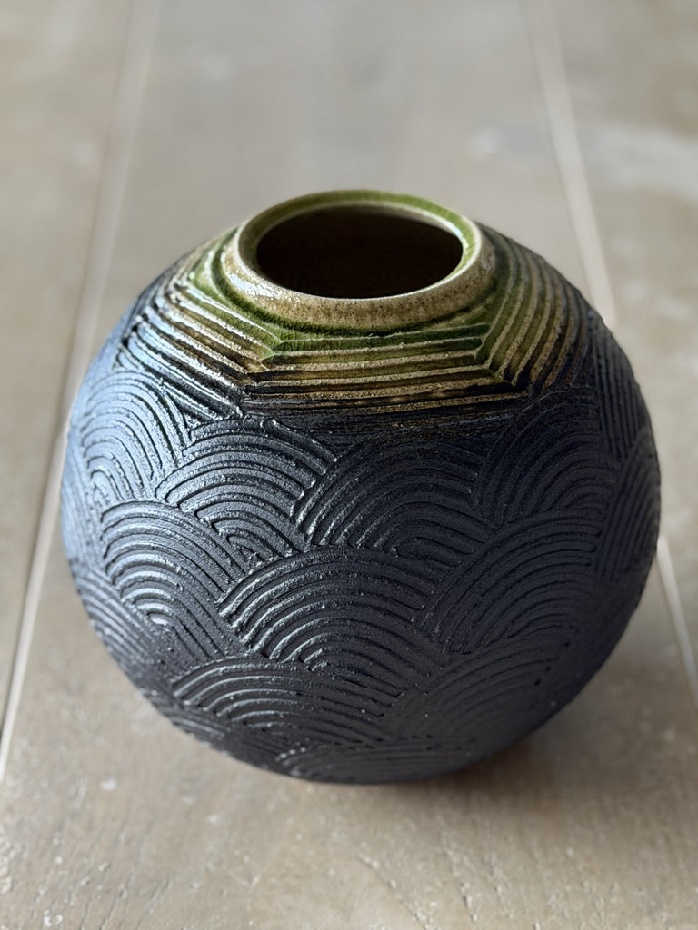 moon jar