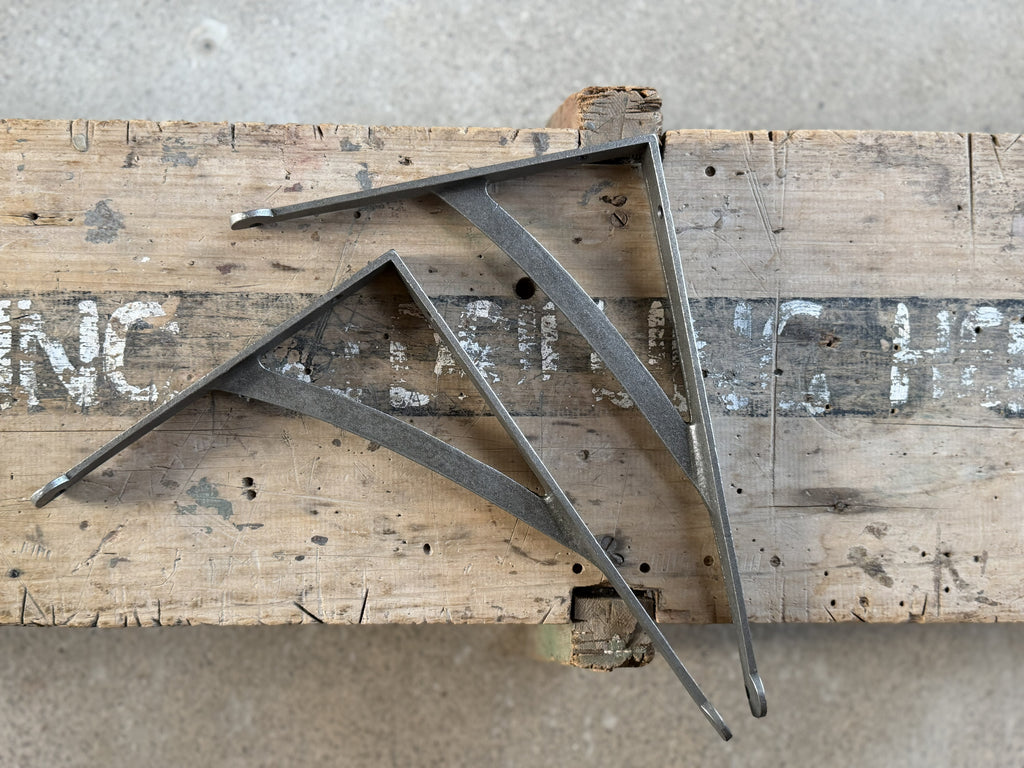 penny end shelf brackets