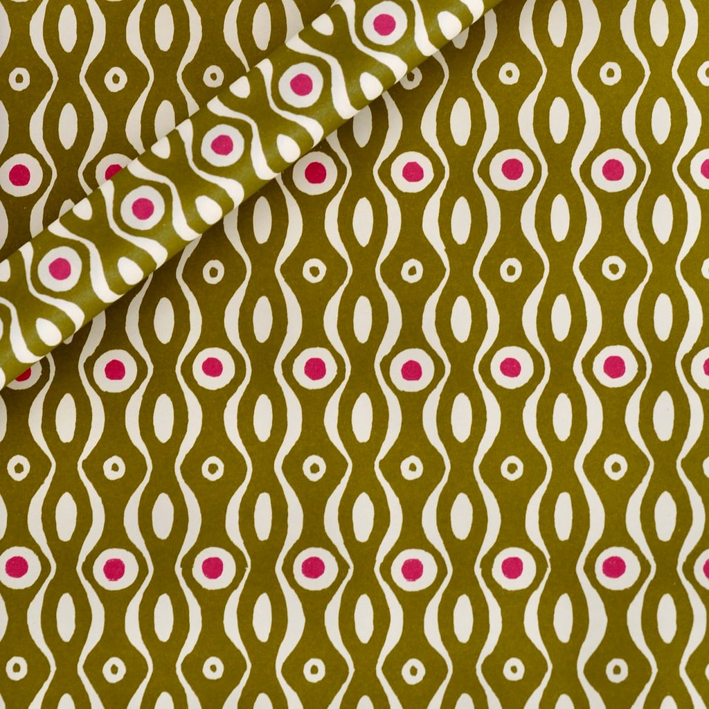 green wavy wrapping paper