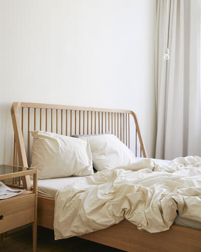eva oak bed